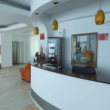 Cornul Vanatorului Hotel 3*