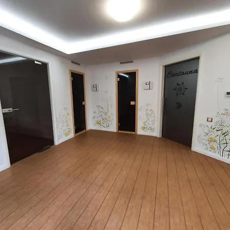 Cornul Vanatorului Hotel