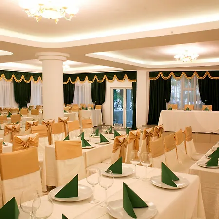 Cornul Vanatorului Hotel 3*